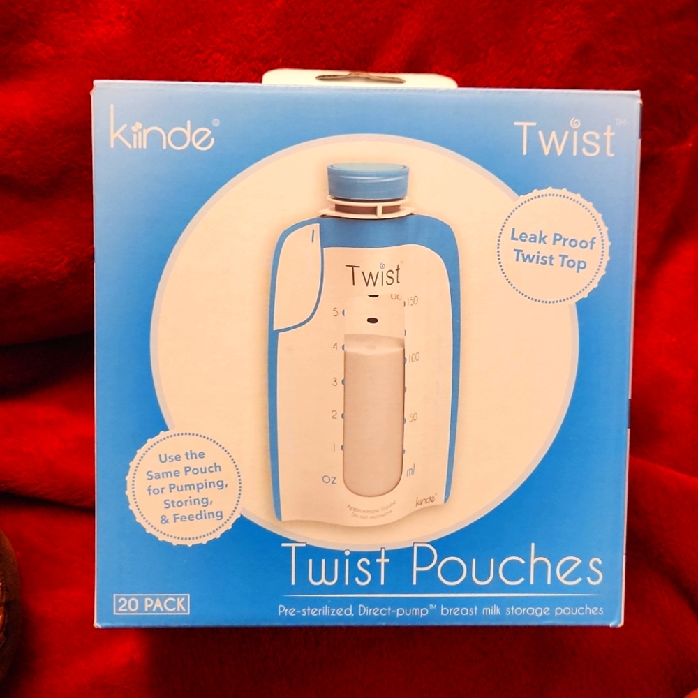 NWT Kiinde Twist Pouches and Breast Feeding Starter Pack